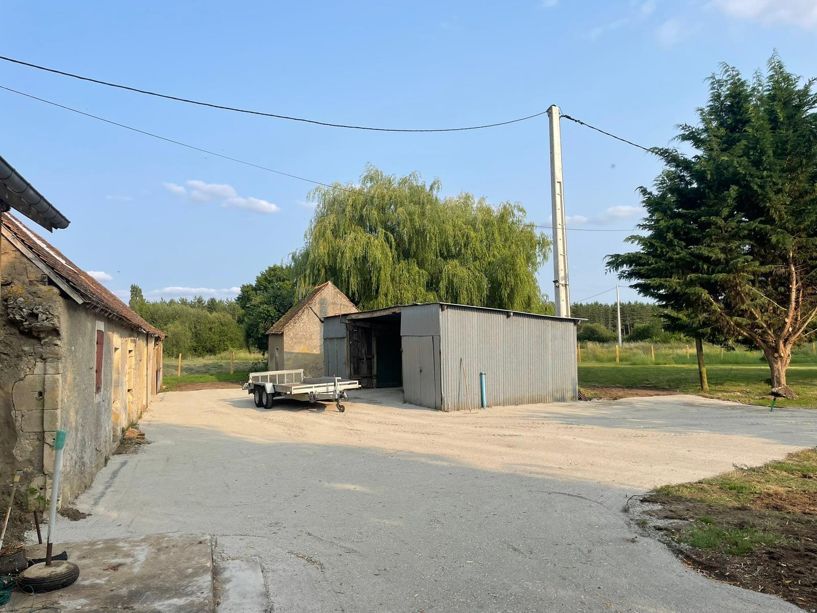 Paysagiste professionnel à Noyen-sur-Sarthe — Dubois Paysage Débroussaillage